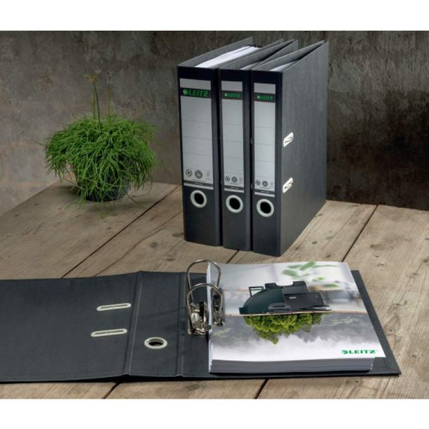 Leitz A4 Brevordner 180&deg; - 100 % genbrugskarton - 80mm - sort