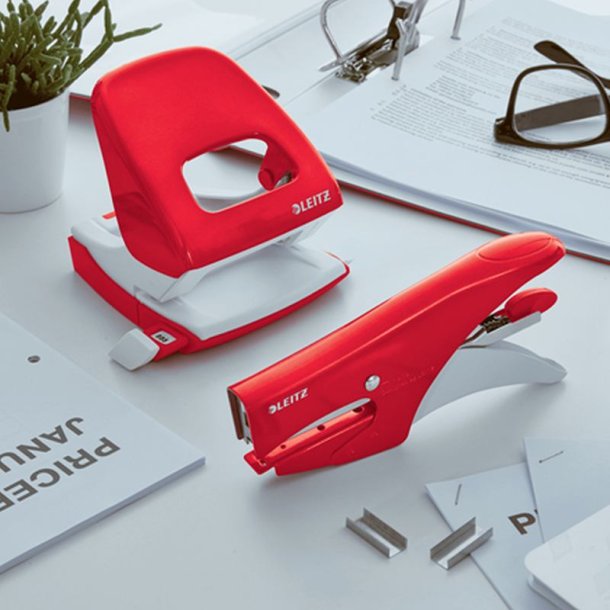 Leitz hftetang WOW 5547 i rd - til 15 ark