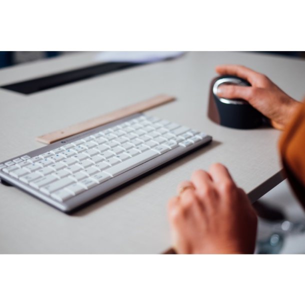 BakkerElkhuizen UltraBoard 950 - ergonomisk kompakt tastatur - trdls - slv - Nordisk