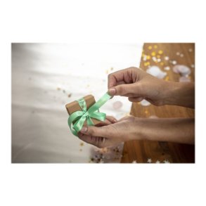 Brother TZe-RM54 b�nd - Guld tekst p� mintgr�nt - 24mmx4m - satinb�nd