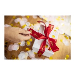 Brother TZe-RW54 b�nd - Guld tekst p� vinr�d - 24mmx4m - satinb�nd