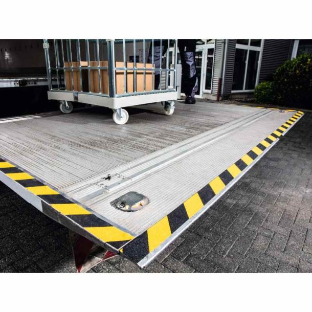 Durable Duraline skridsikker tape Grip+ - 50mm sort og gul stribet