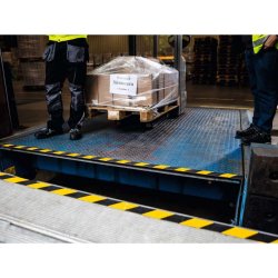 Durable Duraline skridsikker tape Grip+ - 50mm sort og gul stribet