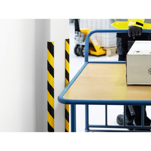 Durable kantbeskytter 1 meter - selvklbende - 25x30mm - sort-gul