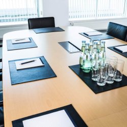 Durable skriveunderlag lder sort - 420 x 300 mm