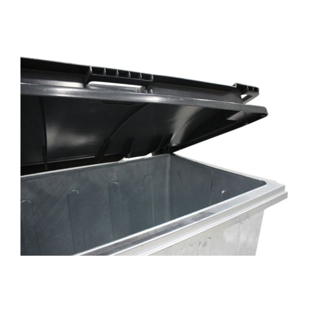 Engels St�lcontainer 660L med plastl�g og 4 hjul