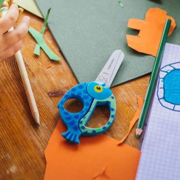 Fiskars brnesaks kids fisk - fra 3 r - afrundet blad - 13 cm