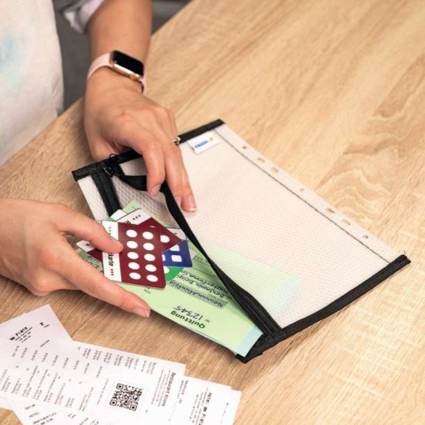 Herma Universal lynlslomme - 26x20cm - med hulkant - sort - 1 stk.