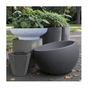 Udend�rs plantekummer &ndash; plantekummer beton og plantekrukker glasfiber til ethvert uderum