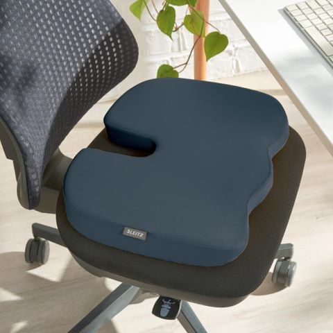 Pude til kontorstol &ndash; ergonomisk st&oslash;tte der aflaster ryg, l&aelig;nd og hofter