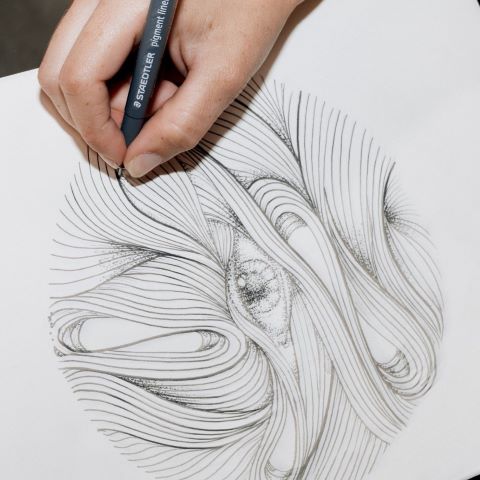 Drawing pen og fineliner til professionel illustration og teknisk tegning