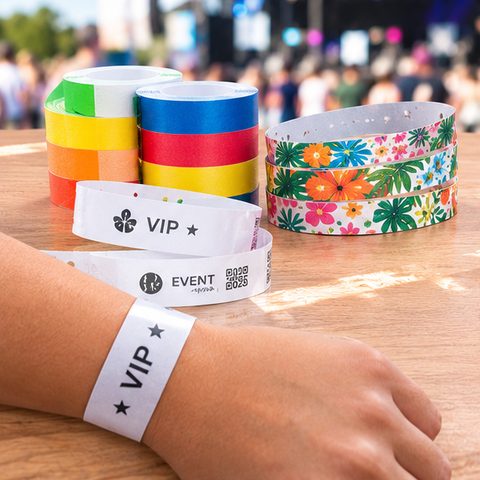 Nøglesnore og festivalarmbånd til events og adgangskontrol