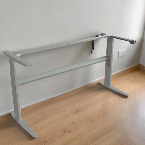 Lige elektrisk hæve/sænke-stel til rektangulær bordplade