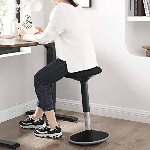 Ergonomisk balancestol – forebyg og lindre ryg- og nakkesmerter