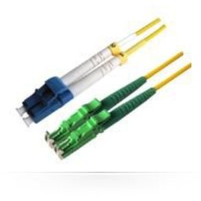 MicroConnect Fiber Patch kabel - LC/UPC-E2000/APC 10m OS2 SM Duplex LSZH OD: 2mm - 0,2dB gul