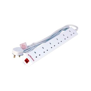 MicroConnect str�mskinne 6-ganges UK oversp�ndingsbeskyttet 2M - hvid