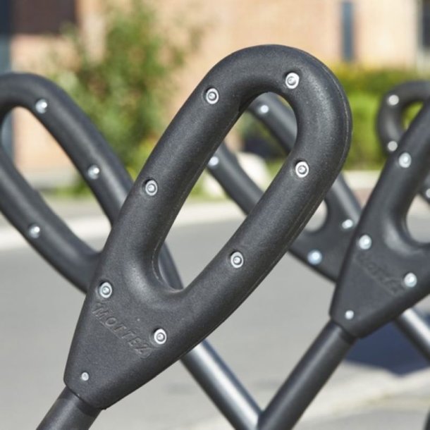 Cykelstativ til 2 cykler sort - 50mm gummi/stl stolpe