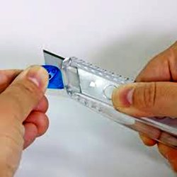 NT-Cutter iL-120P Junior Hobbykniv 18mm - transparente farver