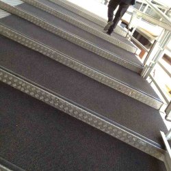 Notrax trappetppe Master Trax 113 - 11mm - 200cm x 20 m rulle - Mat Gr