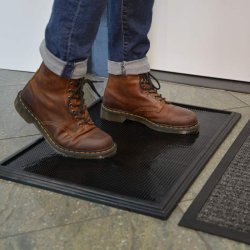 Notrax sanitetsmtte SaniTrax 346 - 45x60cm gummi desinfektionsmtte 