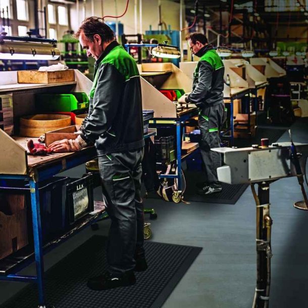 Notrax arbejdsm�tte Skystep 455 - 60x90cm sort gummi st�m�tte