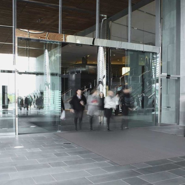 Notrax fdevaremtte Gribwalker 539 - 122cm x 12,2 Meter Gr drnmtte p rulle