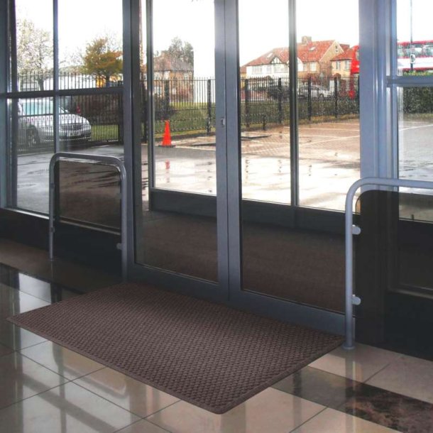 Notrax indgangsmtte Aqua Trap 150 - 120x180cm smudsmtte brun