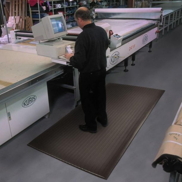 Notrax 408 Airug+ arbejdsm�tte - 122cm x 18,3 Meter Sort Skumm�tte rulle