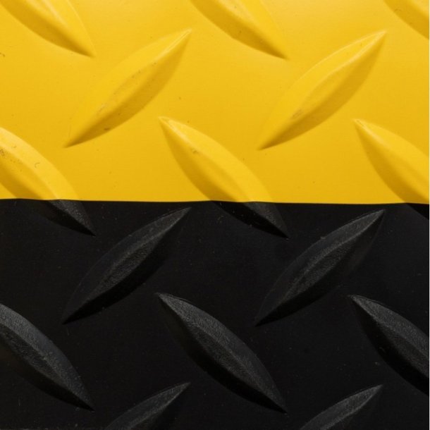 Notrax arbejdsmtte Diamond plate 737 - 4,7mm x 91cm tynd s/g PVC mtte meterml (pr. cm)