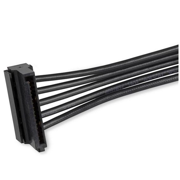 StarTech.com PYO4SATA - 0,4 m - SATA 15-stik - 4xSATA