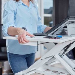 Steppie Desk riser - Justerbart mobilt hve/snkebord - Hvid