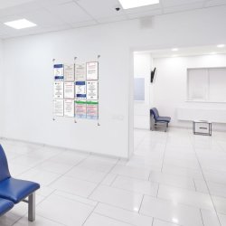 Vindues display - 16 x A4 st�ende - m�gler wire system