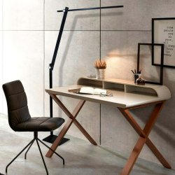 Unilux Lumlight Led gulvlampe Uplight - Justerbar gulvlampe sort