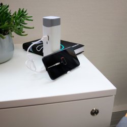 Unilux Skrivebordslampe Pocketlight - Hvid mobil lommelygte og LED kontorlampe