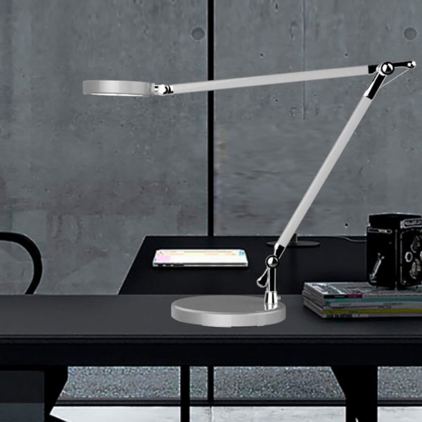Unilux Skrivebordslampe Senza 2.0 - S�lv justerbar LED kontorlampe