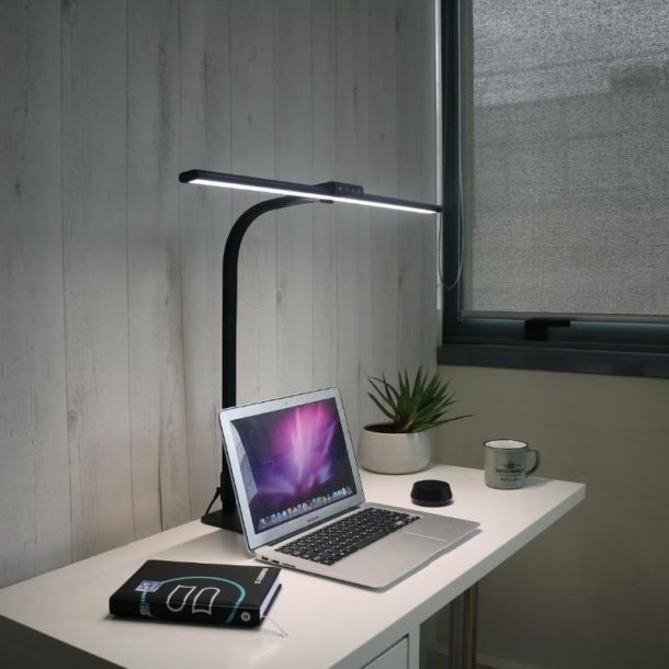 Unilux Skrivebordslampe Strata Base - sort dmpbar LED kontorlampe