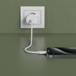 Upstr&ouml;m &Euml;ssentials 25W oplader - USB-C - 100% genbrugt plast