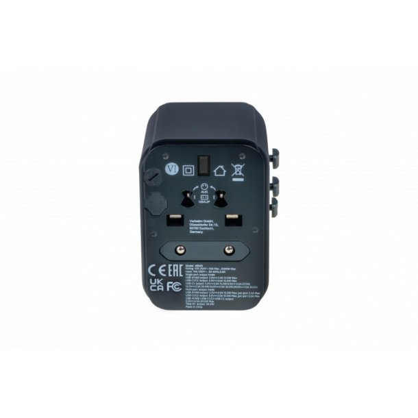 Verbatim Universal Travel Adapter - UTA-03 - 1xAC + 2xUSB + 2xType-C (PD30W) - Sort