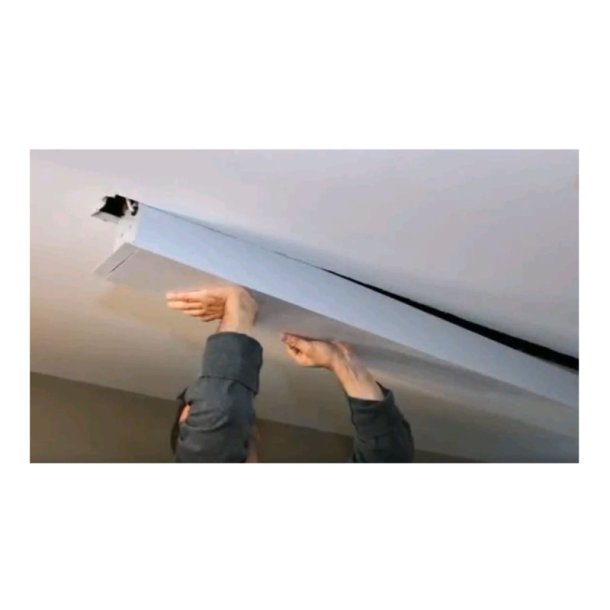 Elitescreens elektrisk projektorlrred (loftindbygning) - Evanesce B - 120" - 16:9 - MaxWhite FG